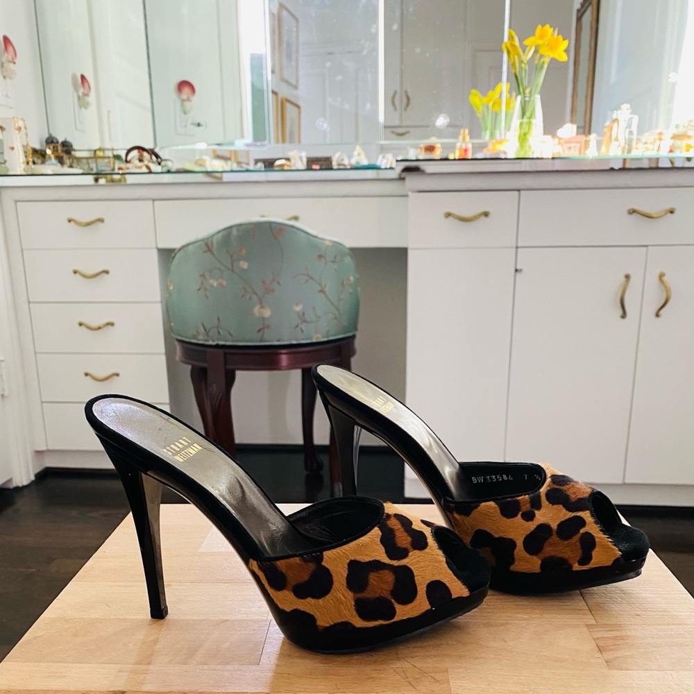 Stuart Weitzman NEW stiletto heeled mules.